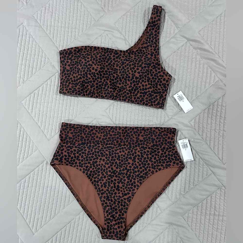 Old Navy high waisted One-Shoulder Leopard Print Bikini Set NWT size M